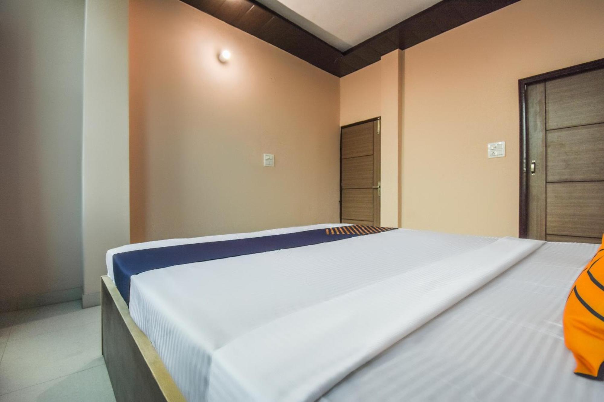 פנצ'קולה Hotel O Hi Tech מראה חיצוני תמונה